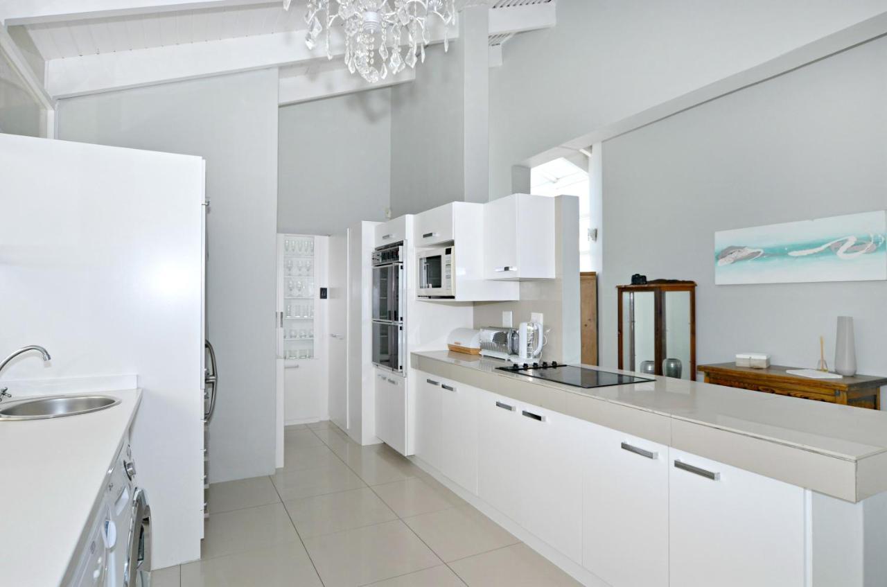 White Waves Beach House Bloubergstrand Exterior foto